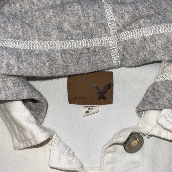 AE jean jacket - Picture 2 of 3